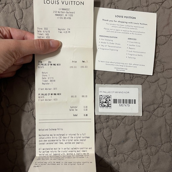 Louis Vuitton Pallas Wallet NM Monogram Canvas and Calfskin Compact Wallet - Picture 10 of 11